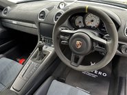 Porsche 718 CAYMAN GT4 RS PDK 70