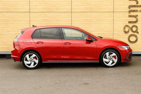 Volkswagen Golf GTE DSG 13