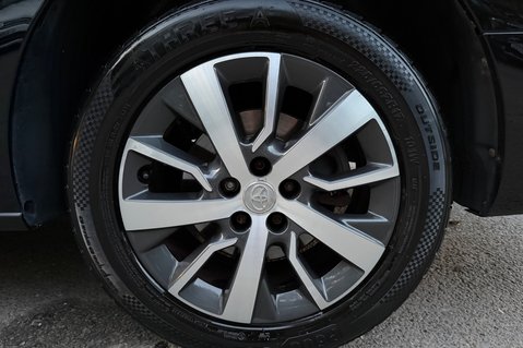 Toyota Proace Verso D-4D L2 VIP - 7 SEATER - AUTOMATIC  71