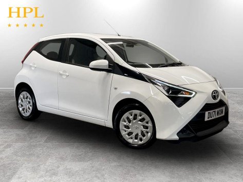 Toyota Aygo 1.0 VVT-i x-play Hatchback 5dr Petrol Manual Euro 6 (s/s) (71 ps) Bluetooth