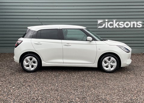 Suzuki Swift Motion 1.2 Mild Hybrid 8