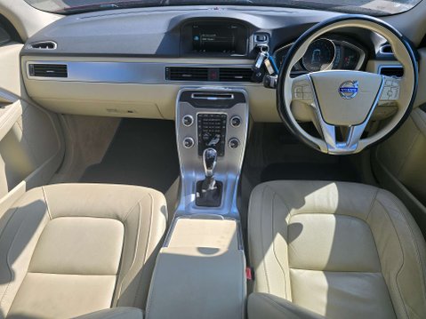 Volvo V70 2.4 V70 SE Luxury D5 Auto 5dr 7