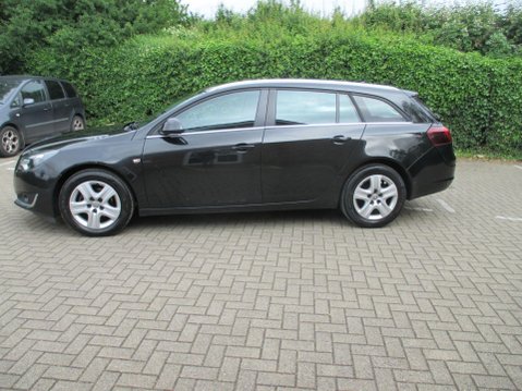 Vauxhall Insignia 1.6 CDTi ecoFLEX Design Sports Tourer Euro 6 (s/s) 5dr 7