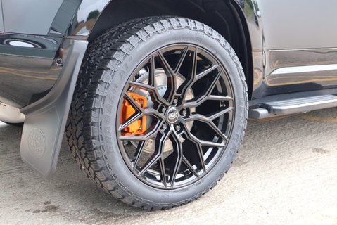 Land Rover Defender 110 BRAND NEW D350 HARD TOP X-DYNAMIC HSE STYLED BY SEEKER  14