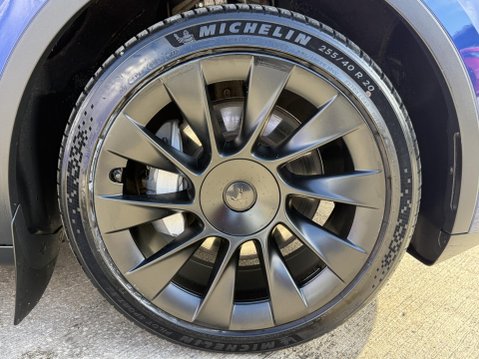 Tesla Model Y (Dual Motor) Long Range SUV 5dr Electric Auto 4WDE (384 bhp) 14