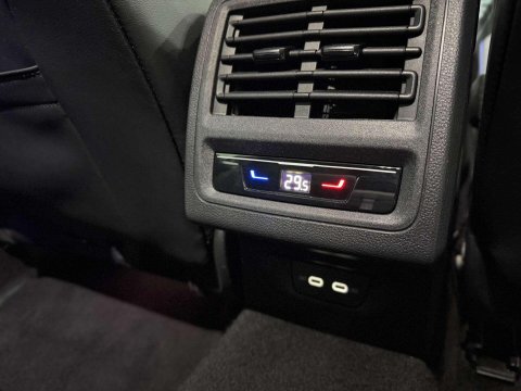 Volkswagen Golf 2.0 TSI R Hatchback 5dr Petrol DSG 4Motion Euro 6 (s/s) (320 ps) 55