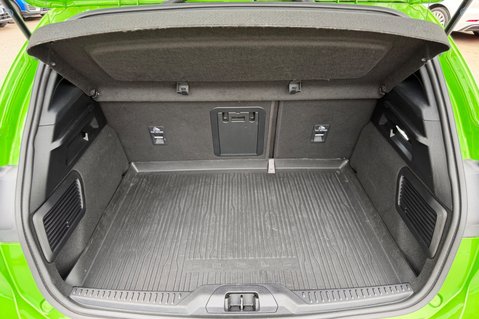 Ford Focus ST -PAN ROOF -PARKING/PERFORMANCE/ASSIST PACKS -HUD -B&O - MEAN GREEN 59