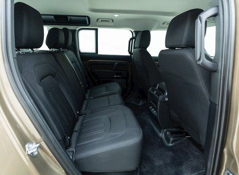 Land Rover Defender 110 D200 12