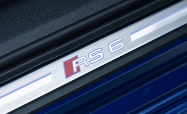 Audi RS6 AVANT PERFORMANCE CARBON VORSPRUNG 29