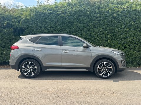 Hyundai TUCSON 1.6 CRDi Premium SE SUV 5dr Diesel Manual Euro 6 (s/s) (136 ps) 29