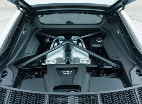Audi R8 V10 PLUS 37