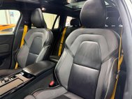 Volvo V60 2.0h T8 Twin Engine 11.6kWh Polestar Engineered Estate 5dr Petrol Plug-in H 30
