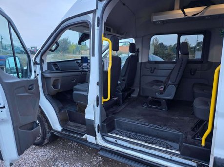 Ford Transit 2.0 460 EcoBlue Trend RWD L4 High Roof Euro 6 (s/s) 5dr (17 Seat, DRW) 53