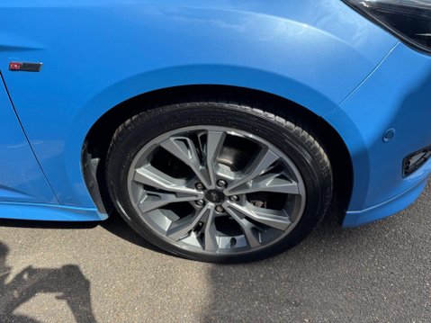 Ford Focus ST-LINE TDCI 23