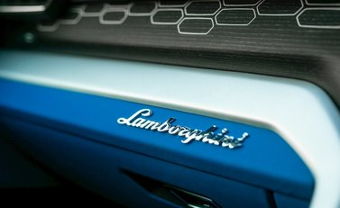 Lamborghini Urus 19