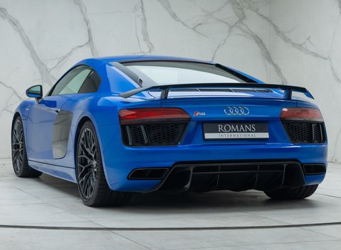 Audi R8 V10 PLUS 10