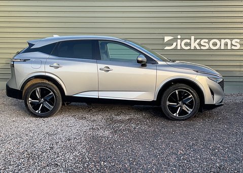 Nissan Qashqai DIG-T TEKNA 4