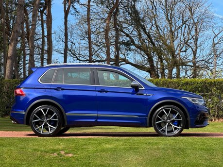 Volkswagen Tiguan R TSI 4MOTION DSG 12