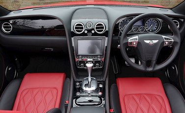 Bentley Continental GT V8 S Convertible Mulliner 15