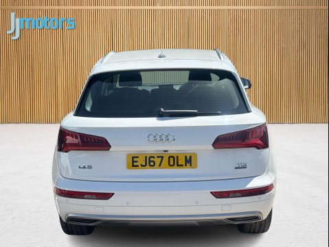 Audi Q5 2.0 TDI Sport SUV 5dr Diesel S Tronic quattro Euro 6 (s/s) (190 ps) 25