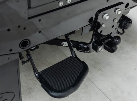 Land Rover Defender 90 XS 35