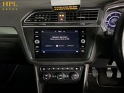 Volkswagen Tiguan 2.0 TDI SEL SUV 5dr Diesel Manual Euro 6 (s/s) (150 ps) 18