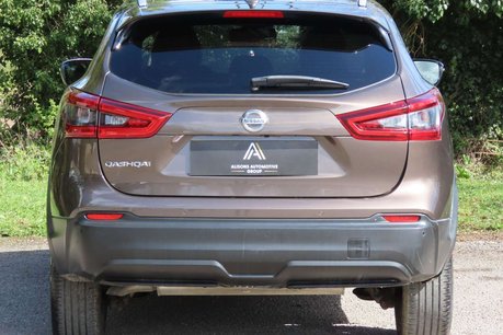 Nissan Qashqai 1.3 DIG-T N-Connecta DCT Auto Euro 6 (s/s) 5dr 5