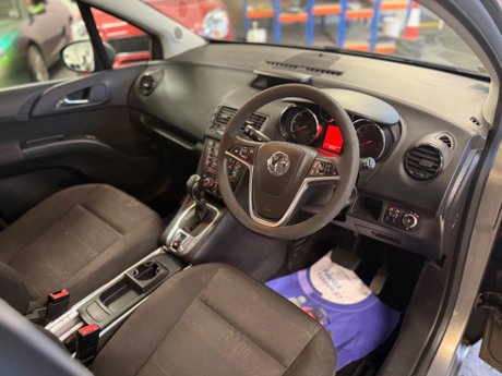 Vauxhall Meriva 1.7 CDTi Exclusiv Auto Euro 5 5dr 9