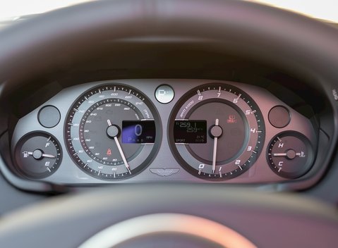 Aston Martin Zagato Vanquish Volante 18