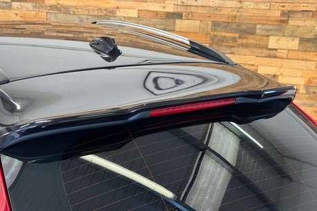 Volvo V40 1.6 T4 Lux Hatchback 5dr Petrol Powershift Euro 5 (s/s) (180 ps) 75