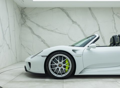 Porsche 918 Spyder 55