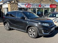 Suzuki Vitara SZ-T BOOSTERJET MHEV 1