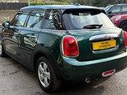 Mini Hatch Cooper 1.5 5 door + VISUAL BOOST + HEATED SEATS + REAR PDC 13