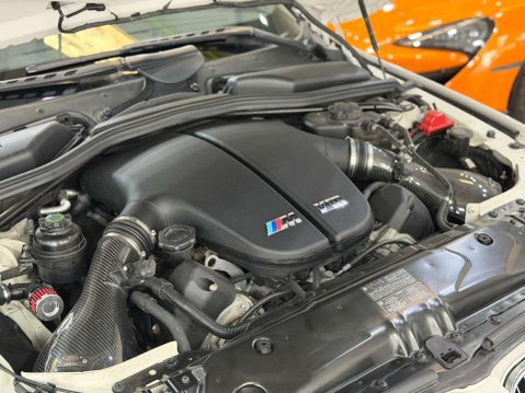 BMW M5 5.0 V10 Saloon 4dr Petrol SMG Euro 4 (507 ps) 41