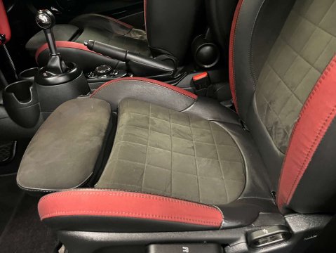 Mini Hatch 2.0 John Cooper Works 3dr 30