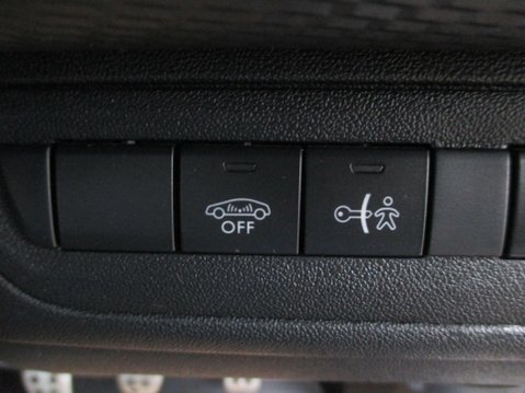 Peugeot 2008 1.2 PureTech GT Line Euro 6 (s/s) 5dr 30