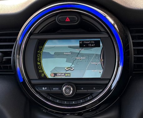 Mini Convertible Cooper 1.5 Chili / Media - SAT NAV + MINI CONNECTED + 17" ALLOYS 16