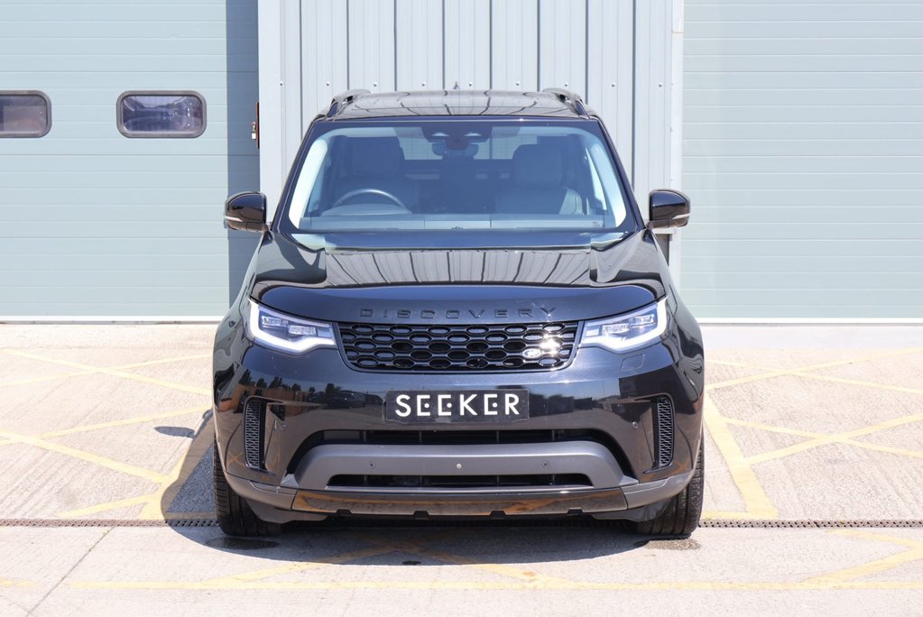 Land Rover Discovery SE MHEV REAR SEATS FITTED STYLED BY SEEKER UK  6
