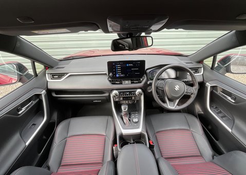 Suzuki Across E-FOUR PHEV 18