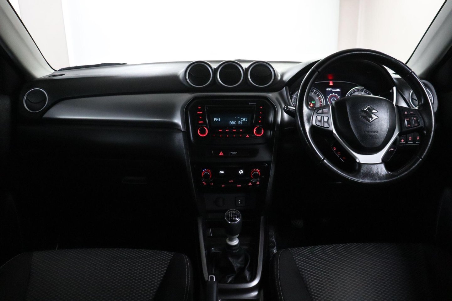 2021 Suzuki Vitara — image 34