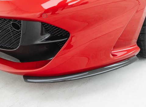 Ferrari 812 Superfast 27