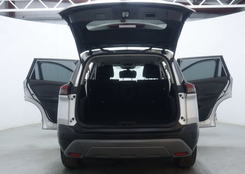 Nissan X-Trail 1.5 X-Trail N-Connecta E-4orce A 4WD 5dr 60