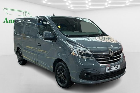 Renault Trafic SWB L1H1 Low Roof SL28 Black Edition Air Con Alloys Sensors Cam EURO 6