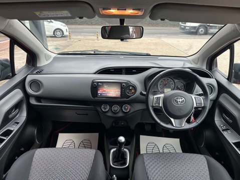 Toyota Yaris 1.3 Yaris Icon VVT-i 5dr 4