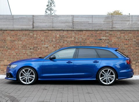 Audi RS6 Avant 2