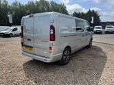 Renault Trafic Crew Cab AUTO LWB L2H1 Low Roof Sport LI30 Air Con Nav EURO 6 9