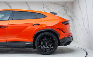 Lamborghini Urus PERFORMANTE 51