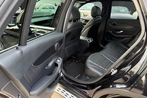 Mercedes-Benz GLC GLC 220 D 4MATIC AMG LINE PREMIUM - TWO OWNERS - PANORAMIC SUNROOF 27