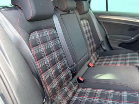 Volkswagen Golf 2.0 Golf GTi Performance TSi Semi-Auto 5dr 23