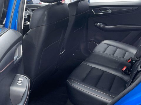 MG HS 1.5 T-GDI Excite SUV 5dr Petrol DCT Euro 6 (s/s) (162 ps) 17